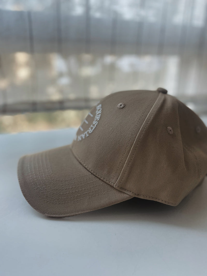 BE Riders Cap in Blessed Beige